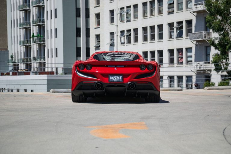 Ferrari-F8-coupe-11