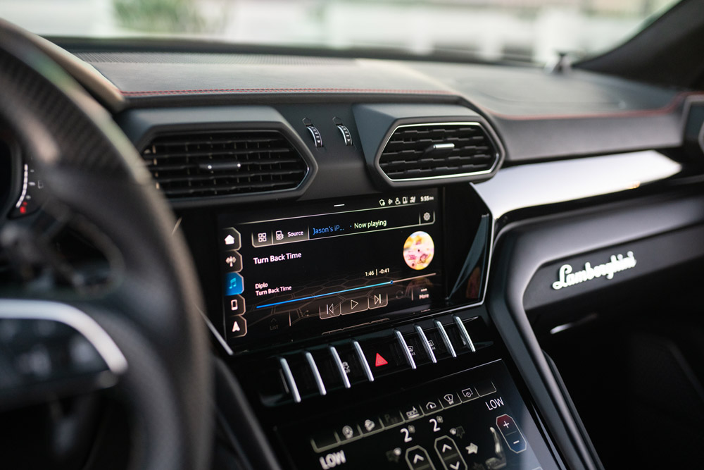 Red Urus Spectrum Location-11