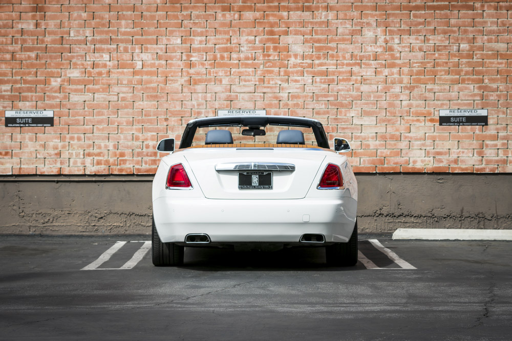Rolls Royce Dawn white-11