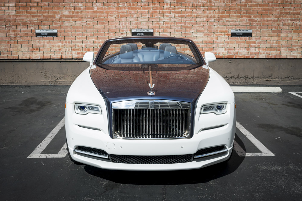 Rolls Royce Dawn white-12