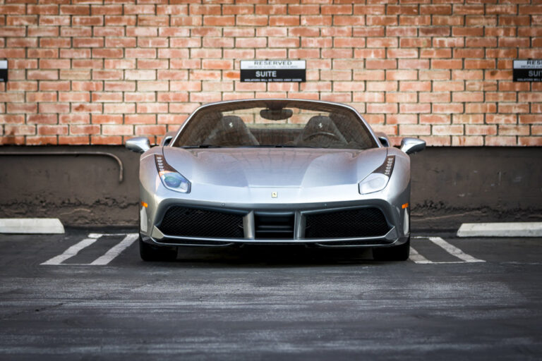 Silver-Ferrari-488-5