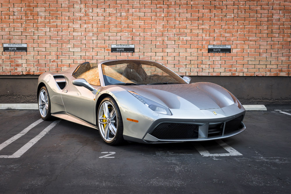 Silver-Ferrari-488-8