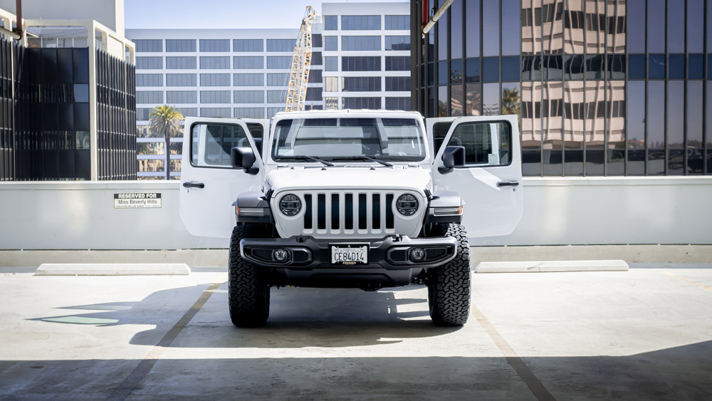 White 2022 JEEP SHAYNA-10