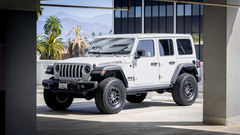 White 2022 JEEP SHAYNA-8