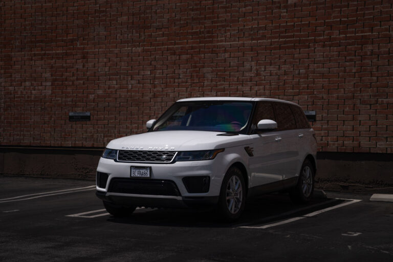 White-Range-Rover-4