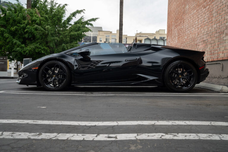 black-huracan-3