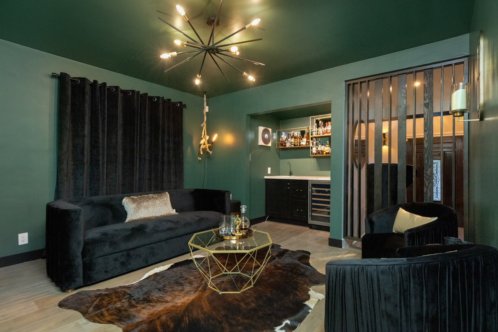 Hidden Valley Pl - Beverly Hills, 3 Bd, 4 Ba, Newly Renovated, Large Backyard, Private, Mini Basketball, Putting Green, Gym-Office, Canyon Views-31