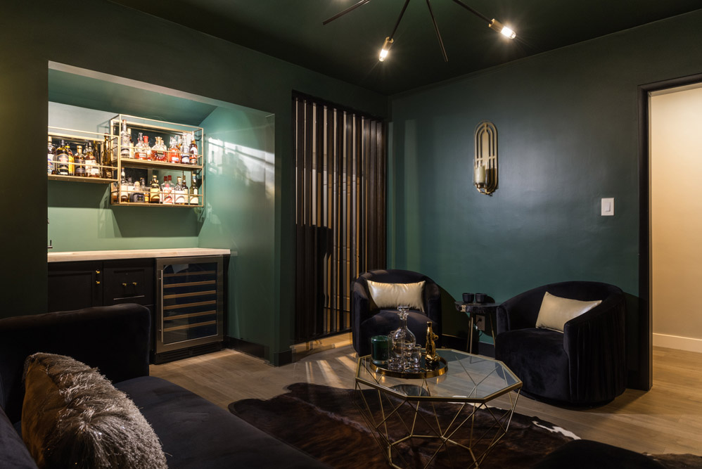 Hidden Valley Pl - Beverly Hills, 3 Bd, 4 Ba, Newly Renovated, Large Backyard, Private, Mini Basketball, Putting Green, Gym-Office, Canyon Views-40