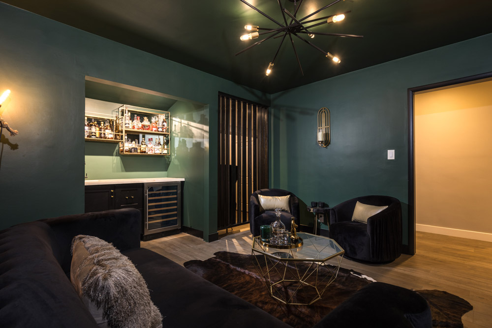 Hidden Valley Pl - Beverly Hills, 3 Bd, 4 Ba, Newly Renovated, Large Backyard, Private, Mini Basketball, Putting Green, Gym-Office, Canyon Views-7