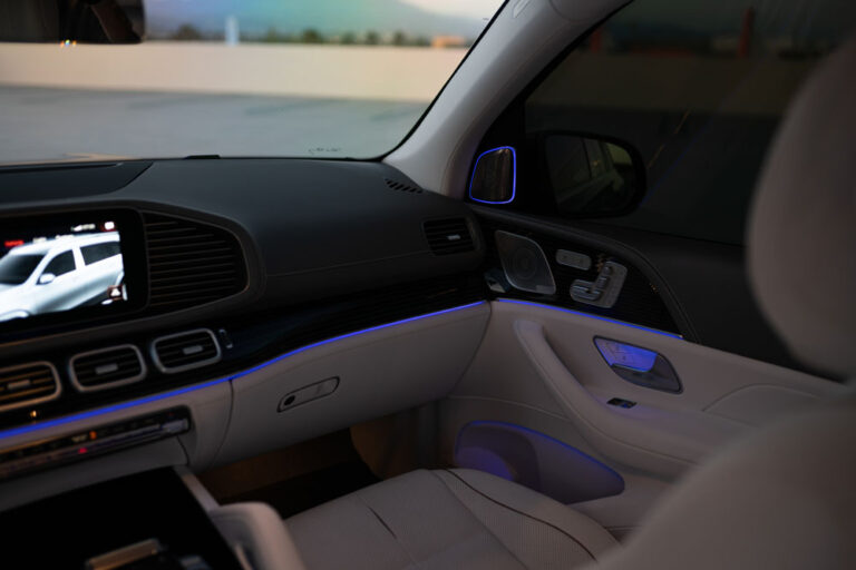 Maybach_suv-39