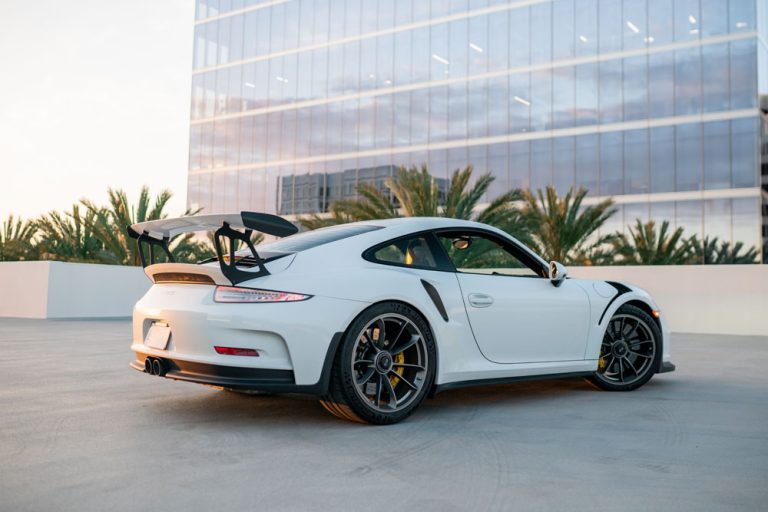 Porsche-GT3RS-White-5