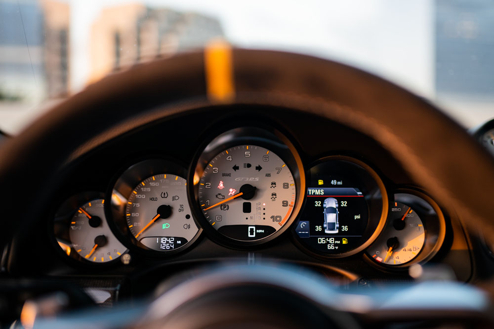 Porsche-GT3RS-White-7