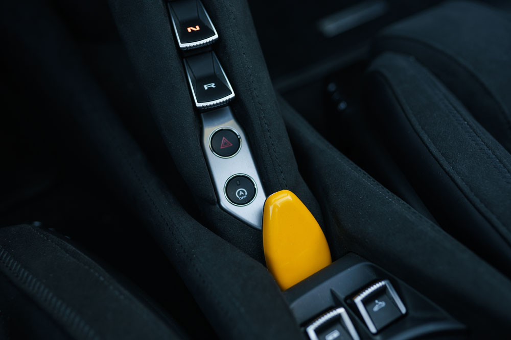 750s Spider Yellow-13