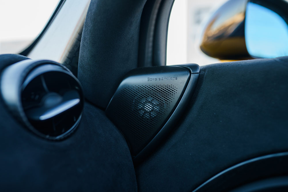 750s Spider Yellow-16