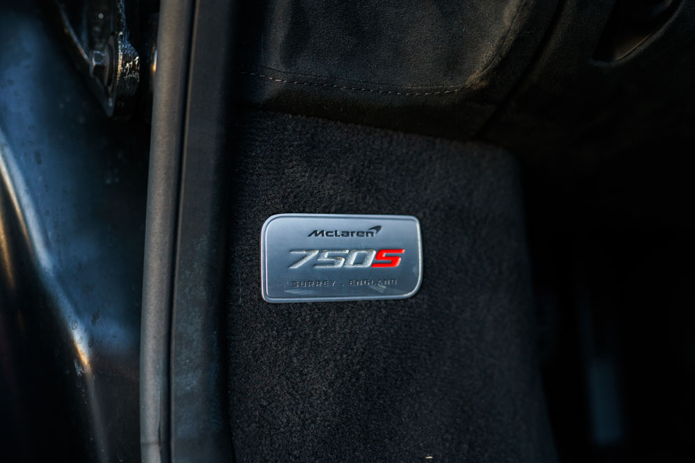 750s Spider Yellow-19