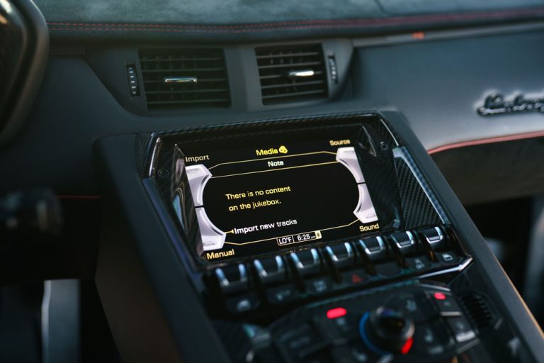 Aventador_SV-21