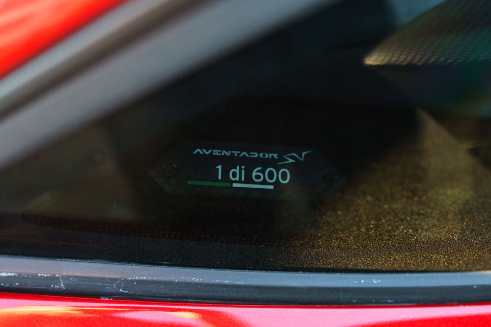 Aventador_SV-22