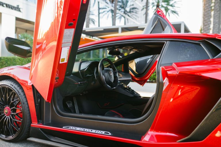 Aventador_SV-30