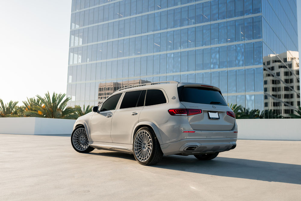 KIM MAYBACH GLS 600-5