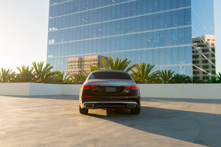 Maybach_S_580-4