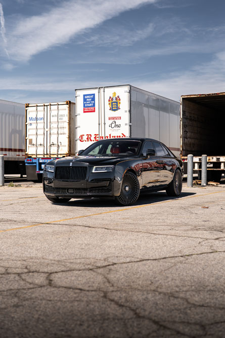 Precision Auto Repair Black Rolls Royce Ghost with Wheels Photos-1