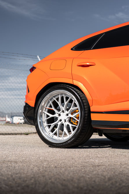Precision Auto Repair Orange Urus with Wheels Photos-6