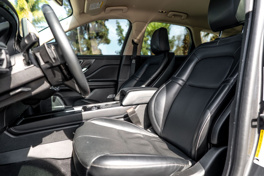 RR Auto Club Gray Lincoln Corsair Photos-18