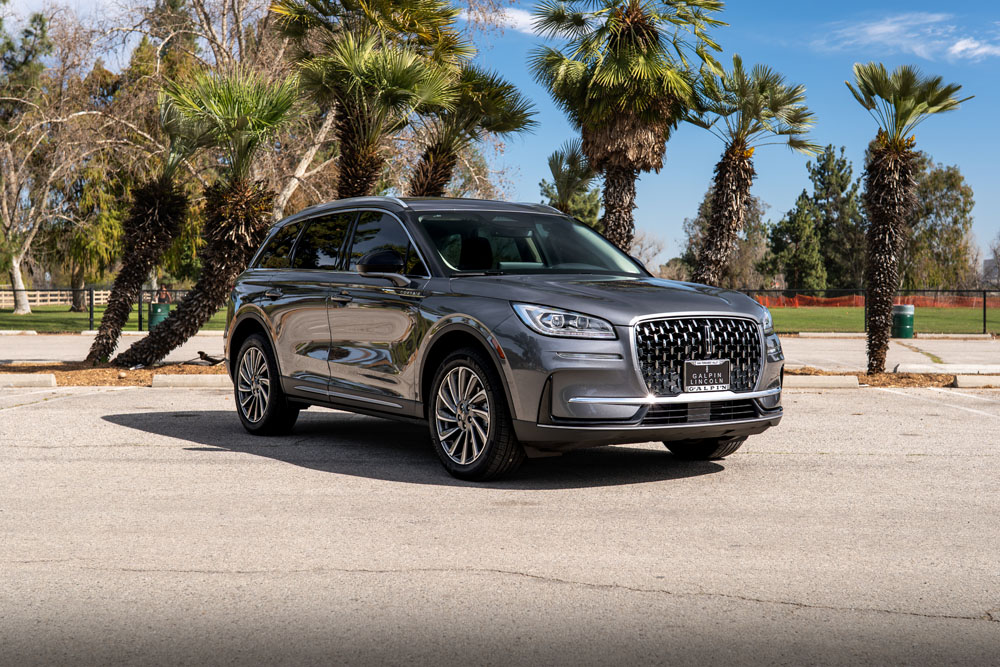 RR Auto Club Gray Lincoln Corsair Photos-2