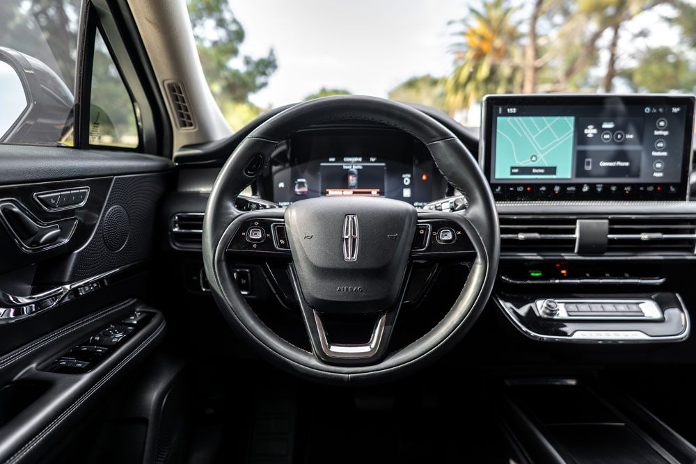 RR Auto Club Gray Lincoln Corsair Photos-21