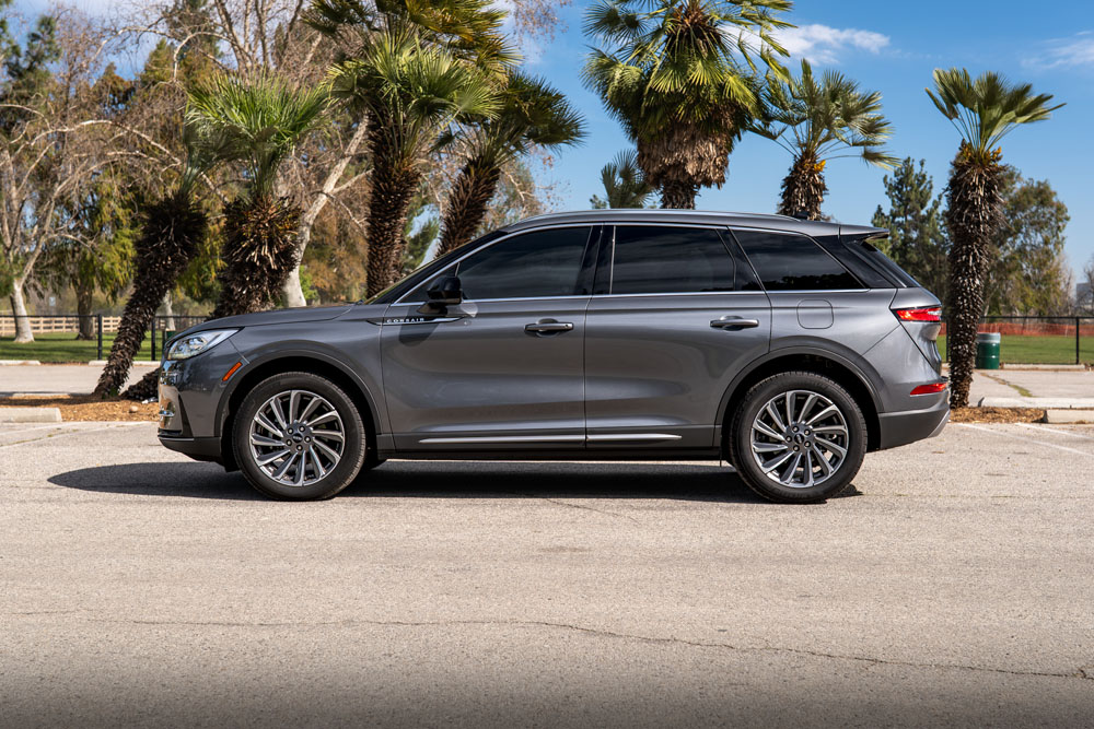 RR Auto Club Gray Lincoln Corsair Photos-7