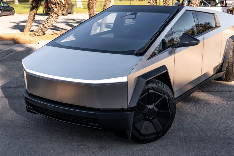 RR Auto Club Tesla CyberBeast Photos-10