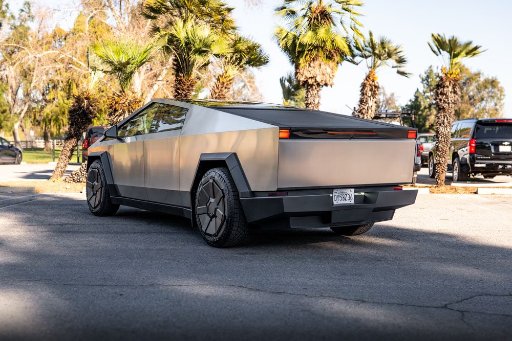 RR Auto Club Tesla CyberBeast Photos-6