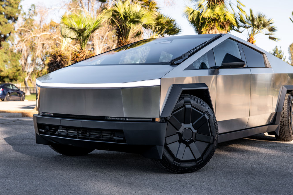 RR Auto Club Tesla CyberBeast Photos-9