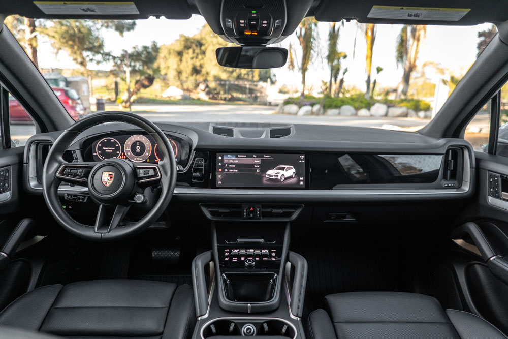 RR Auto Club White Porsche Cayenne Photos-18