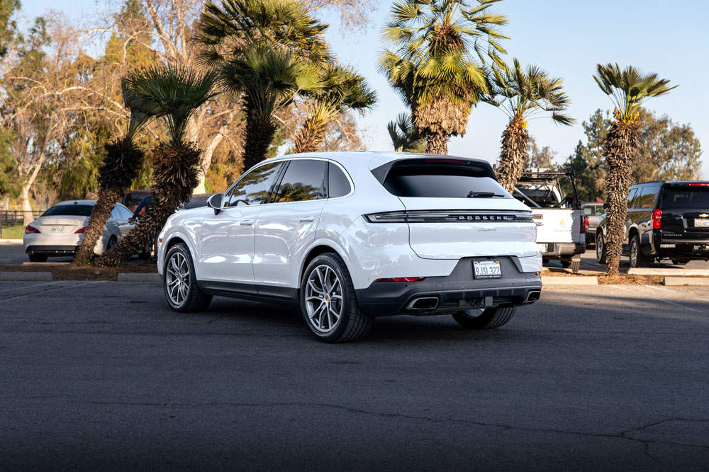 RR Auto Club White Porsche Cayenne Photos-6