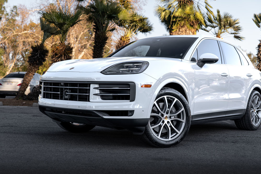 RR Auto Club White Porsche Cayenne Photos-9