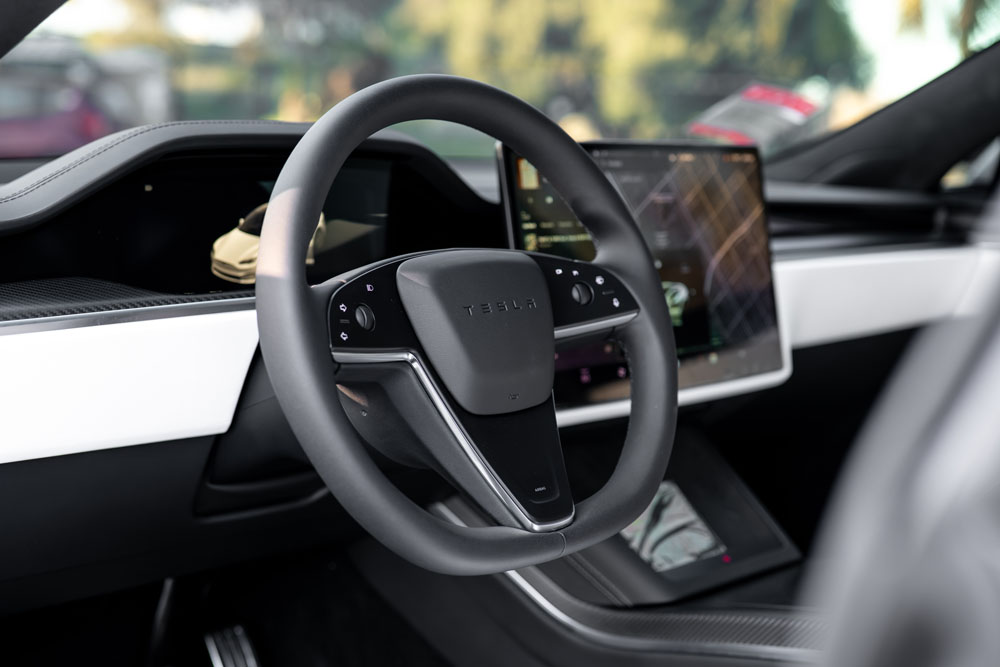 RR Auto Club White Tesla Model S Plaid Photos-14_1