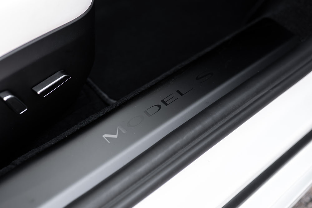 RR Auto Club White Tesla Model S Plaid Photos-16