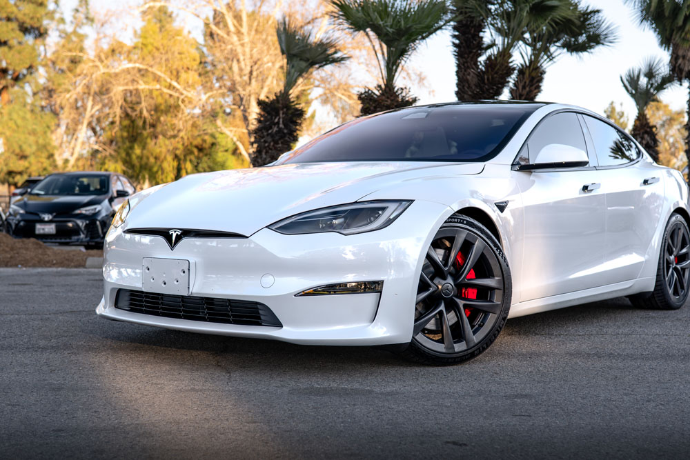 RR Auto Club White Tesla Model S Plaid Photos-9