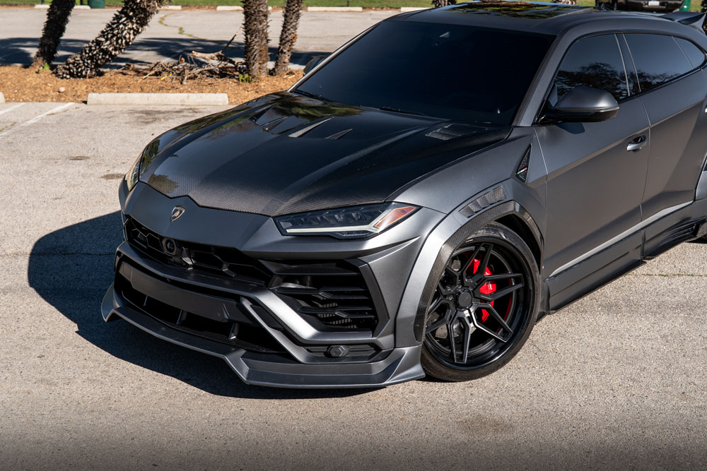 RR Auto Club Widebody Lamborghini Urus Photos-10