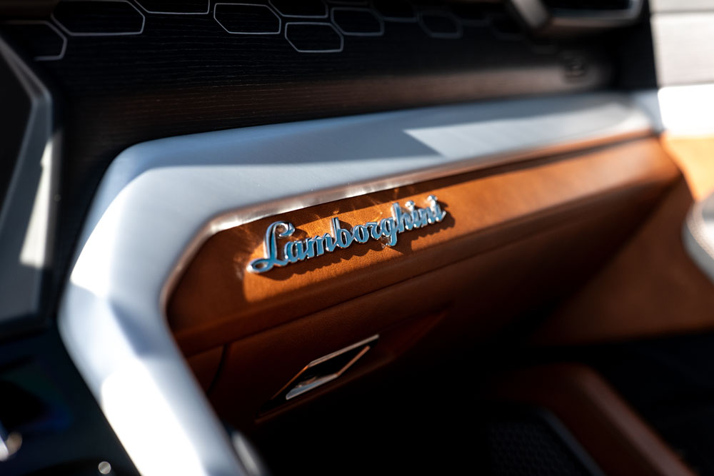 RR Auto Club Widebody Lamborghini Urus Photos-16