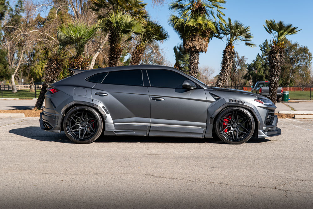 RR Auto Club Widebody Lamborghini Urus Photos-3