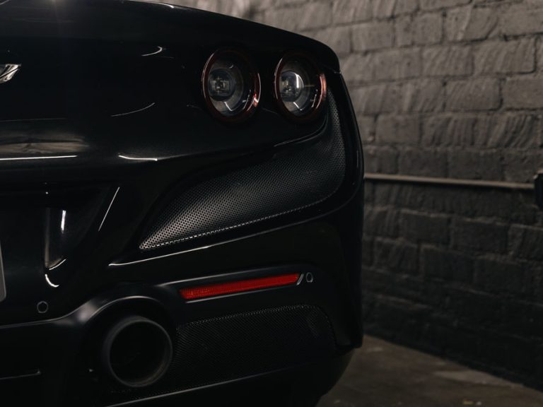 SCE_Ferrari_F8_016
