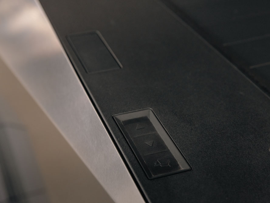 SCE_TeslaCybertruck_038