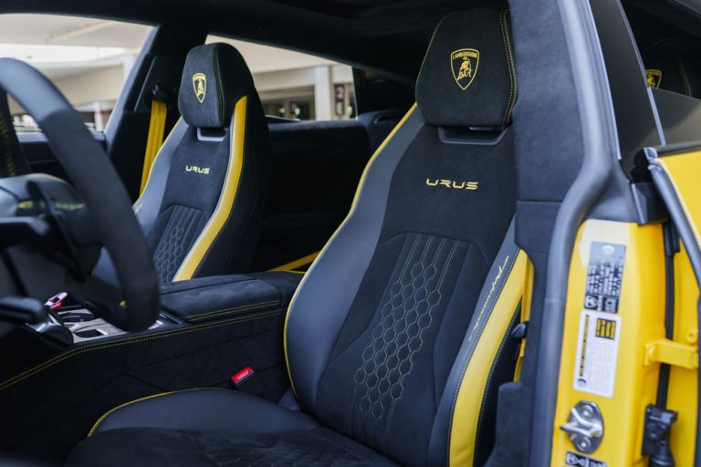 Urus_Perf_Yellow-23