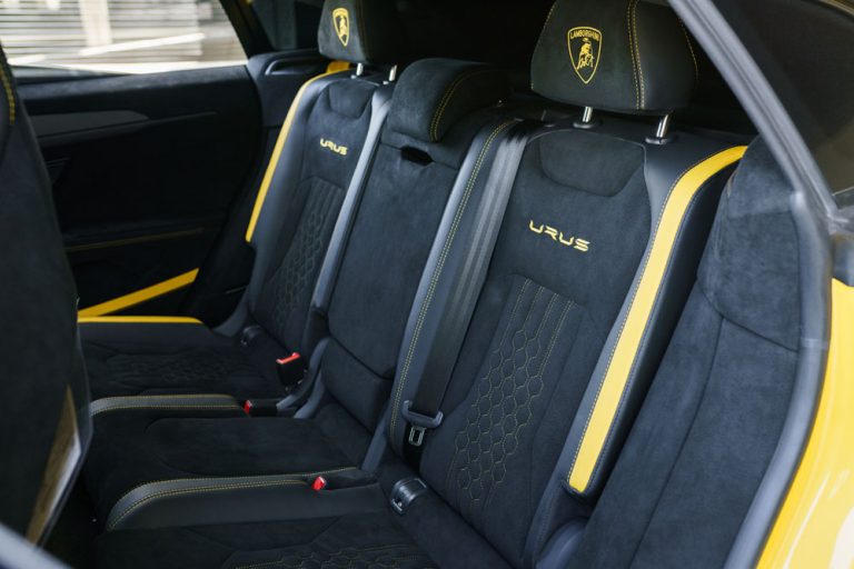 Urus_Perf_Yellow-28
