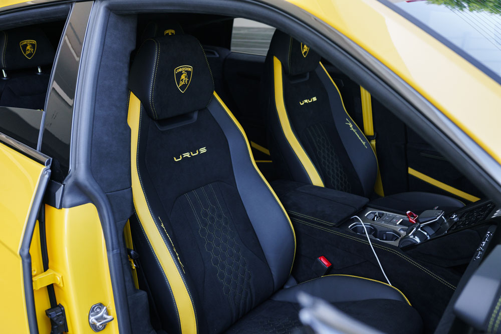 Urus_Perf_Yellow-32