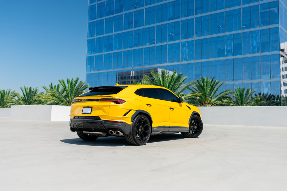 Urus_Perf_Yellow-5