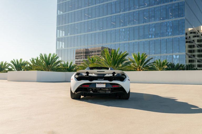 WHITE_720s-5