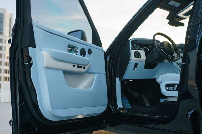 White Cullinan October 2023-25